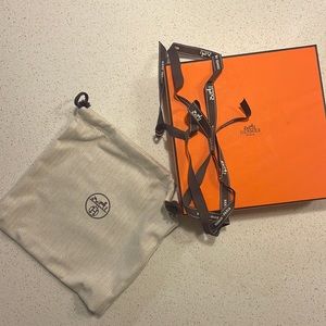 Hermes belt box with original belt dust bag and ribbon